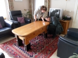 Blokken onder de tafel